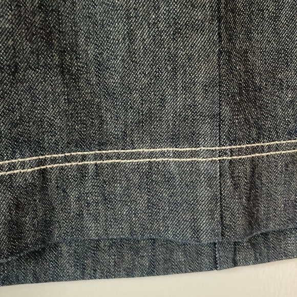 Gap dark wash side button 💯 cotton denim skirt size 4 - Picture 4 of 9